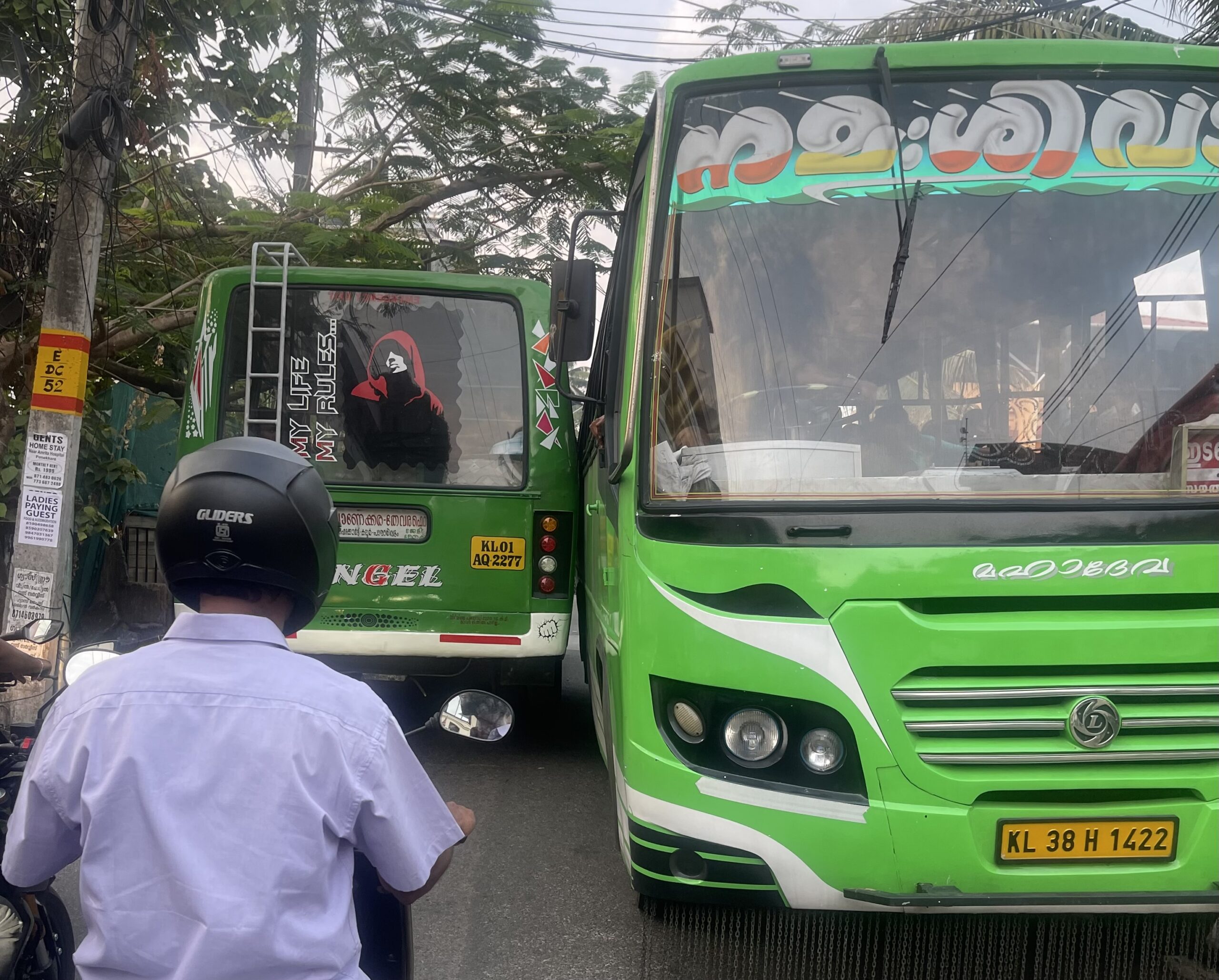 Reckless driving by busses in Kerala | Photography: Jag