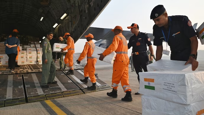 India sends medical and disaster relief material to Gaza | Photo: X - Arindam Bagchi