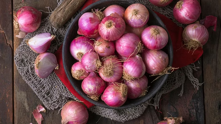 Onion prices continue to increase