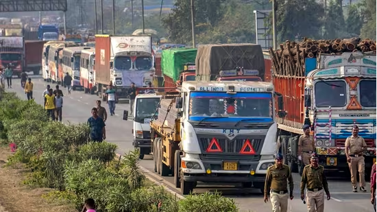 Karnataka Truck drivers announce indefinite strike from Jan 17